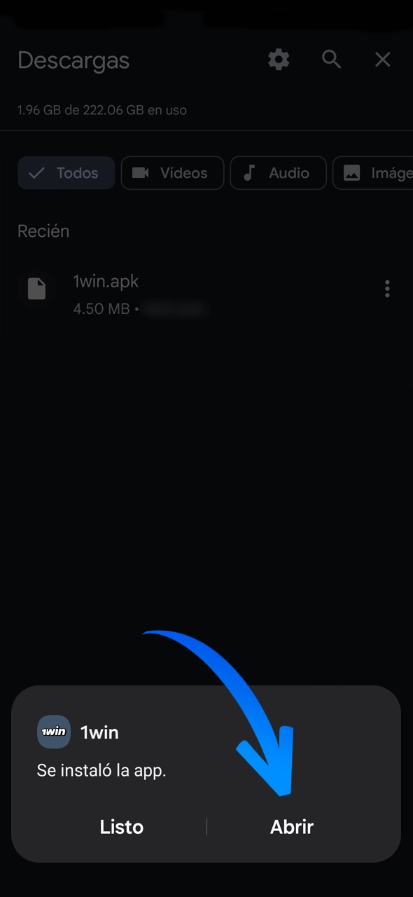 Instala la aplicación 1win en tu smartphone.